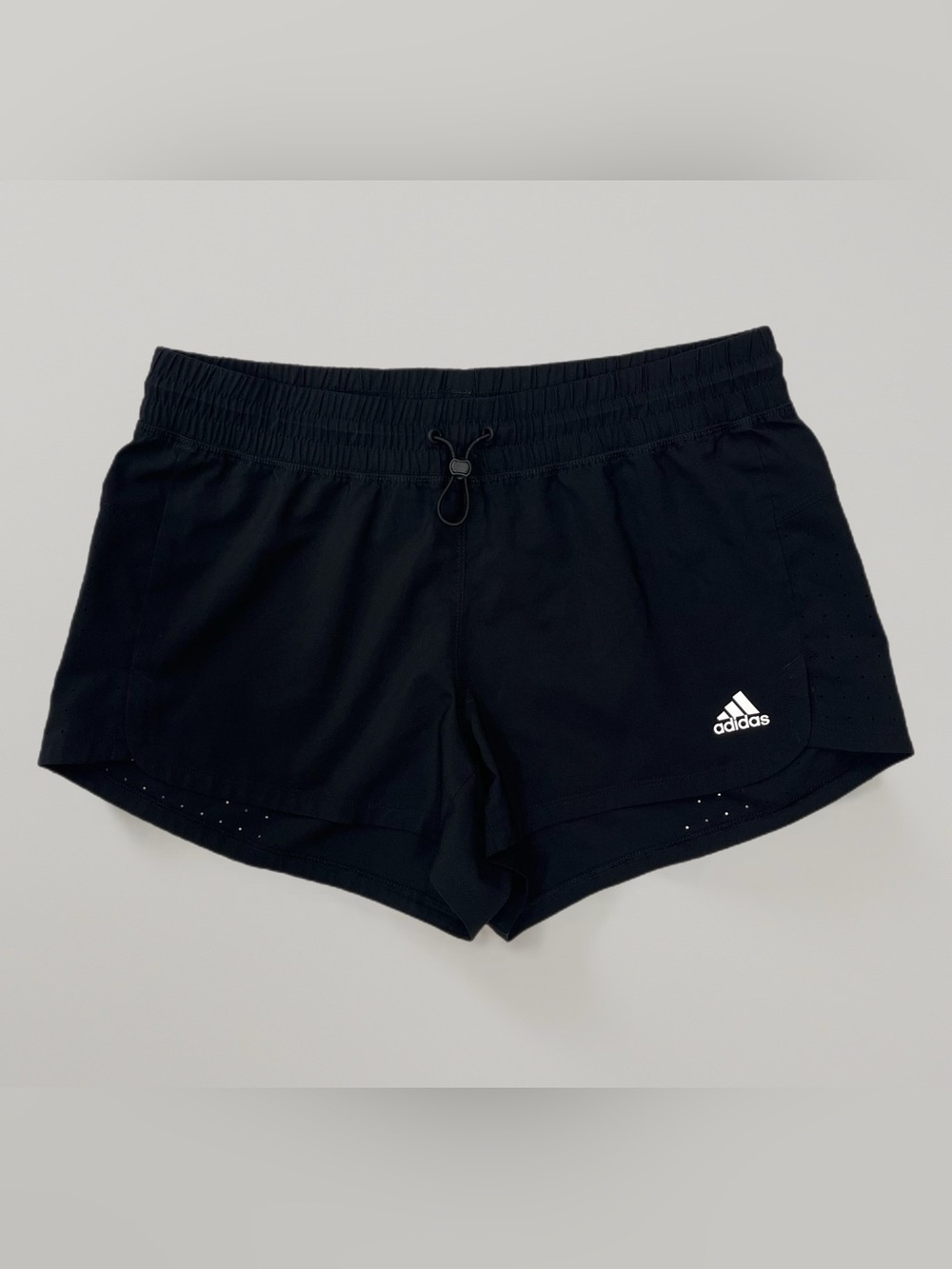 🌐 Adidas Perforated Pacer Shorts in Black | Women’s Sz Sm